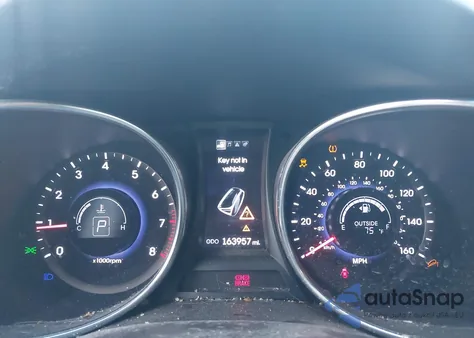 2013 Hyundai Santa Fe Sport z USA, uszkodzony, nr VIN 5XYZUDLBXDG040909